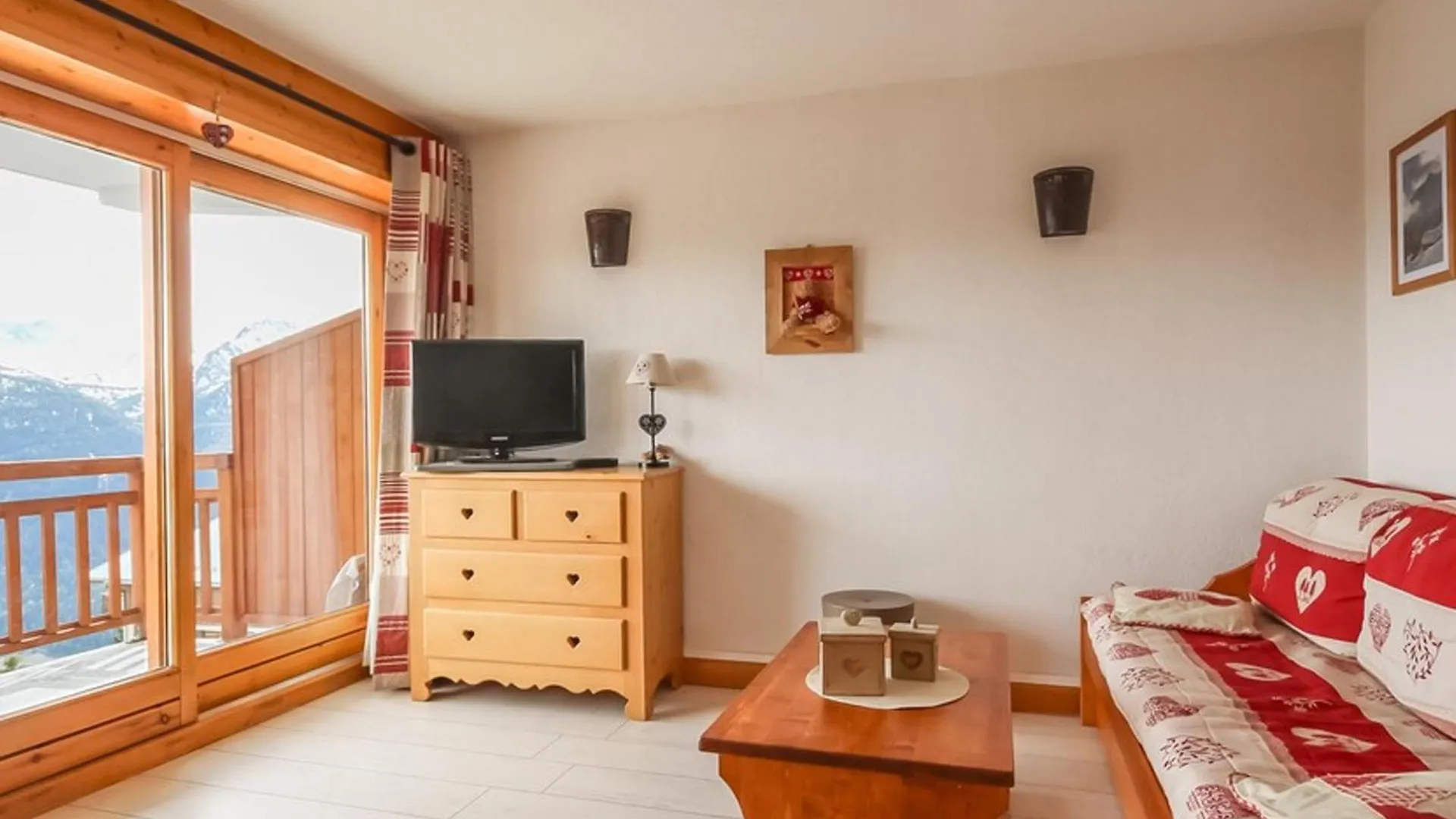 Appartement Pres Des Pistes Avec Wifi Gratuit Et Balcon - Fr-1-275-133 La Rosiere